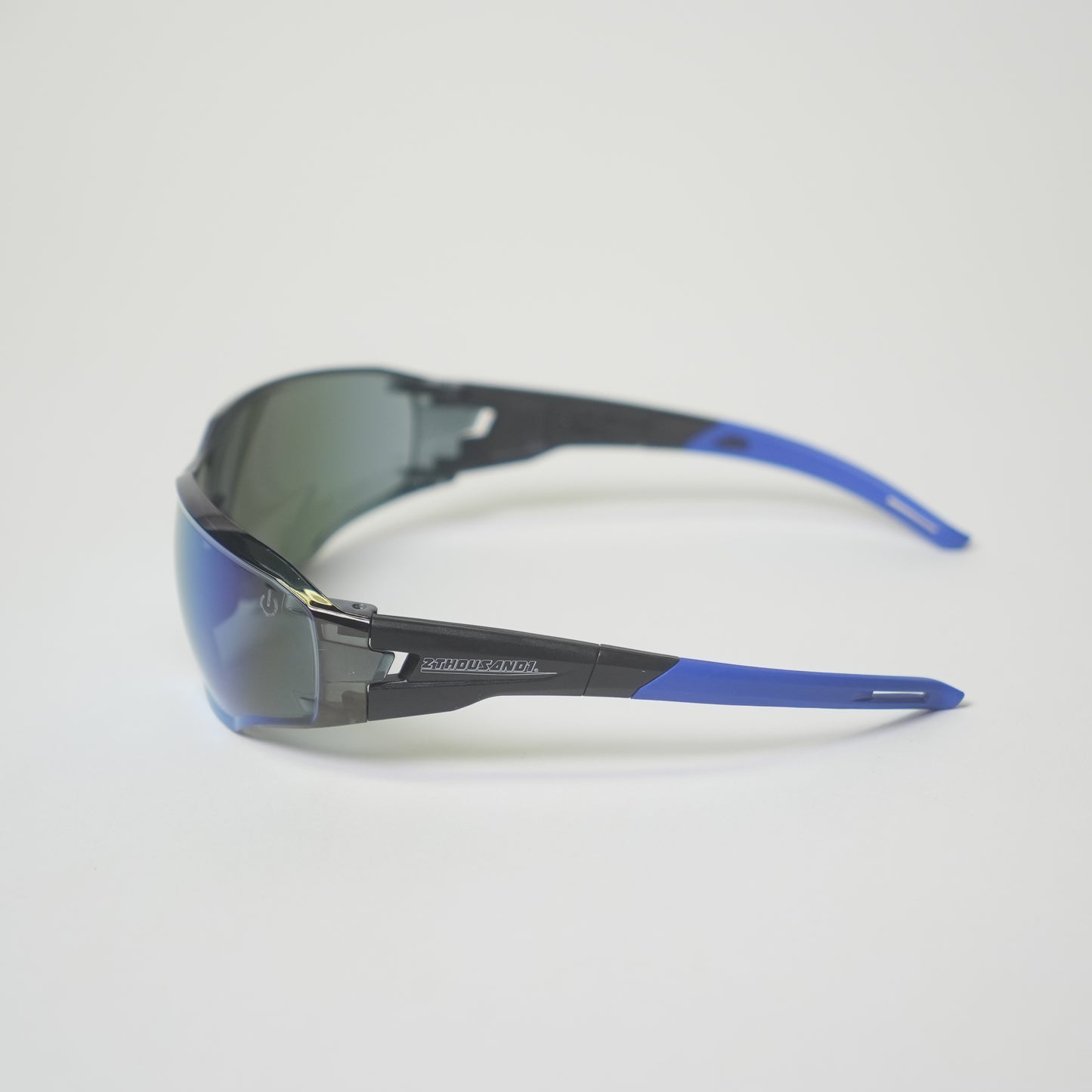 Safety Shades // ‎ ‎ ‎ ‎ ‎ ‎ ‎ ‎ Glacial‎ ‎ ‎ ‎ ‎